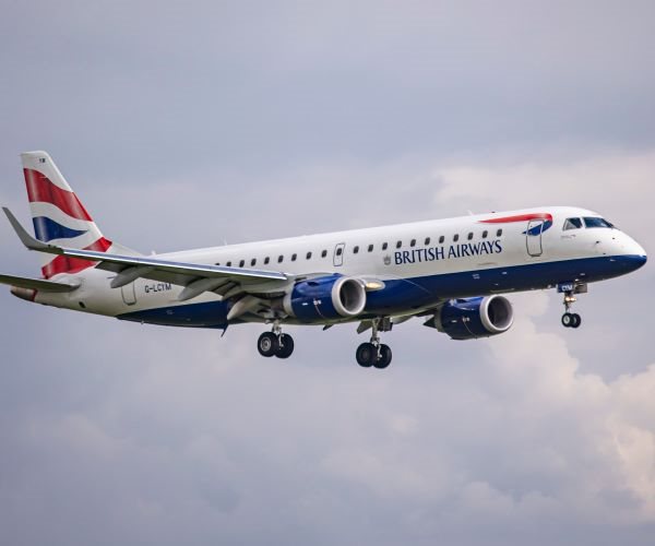 London's Heathrow Airport Extends Passenger Cap to October