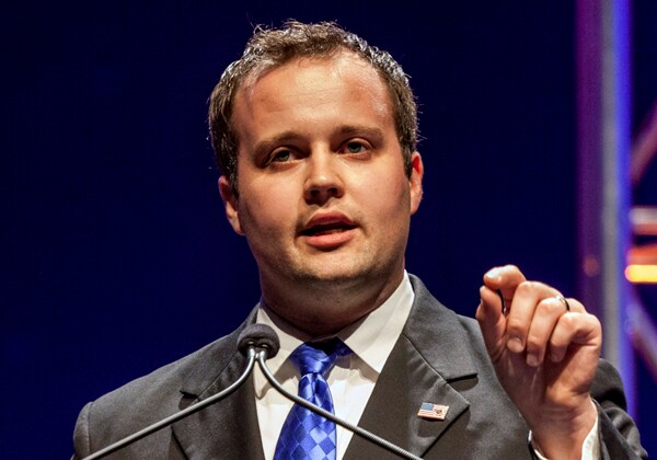Report: Non-Family Molestation Victim to Sue Josh Duggar