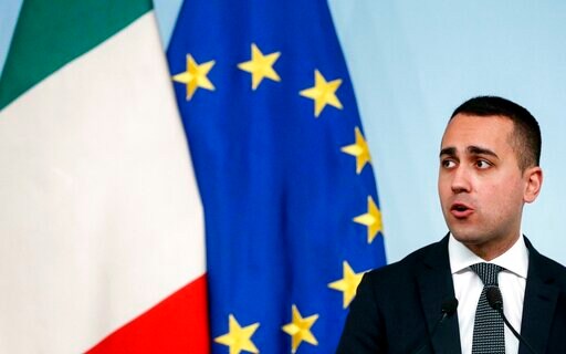 Italian PM Sacks Junior Minister under Probe for Corruption