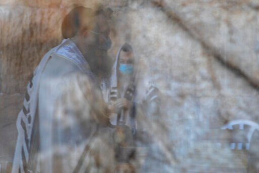 Israelis Mark Yom Kippur under 'painful' Virus Lockdown