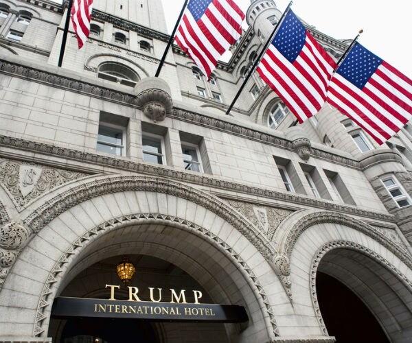 Justice Lawyers Try to Halt Trump Financial Records Release