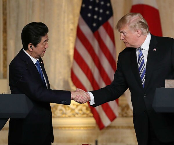 Japan's Abe Seeks Trump Help on Release of Abductees