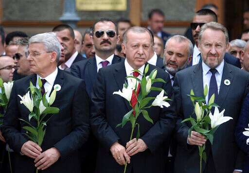 Erdogan Attends Srebrenica Victims Commemoration in Bosnia