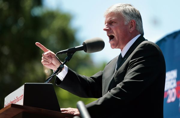 Franklin Graham Rips Obama, Clinton on Istanbul Attacks