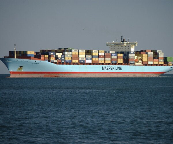 Container Vessel Fire in Arabian Sea Leaves 1 Dead, 4 Missing