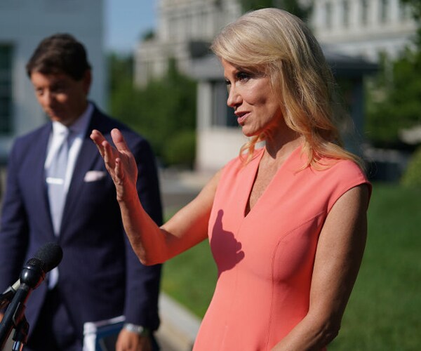 Kellyanne Conway: AOC's Visit to Border Center a 'Photo-Op'