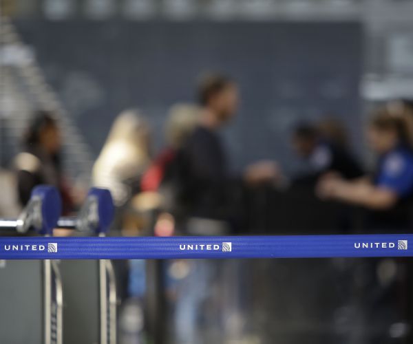 United Senate Deadline for Info on Passenger Removal Missed by Airline