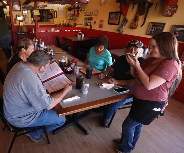 US Service Sector Activity Picks Up