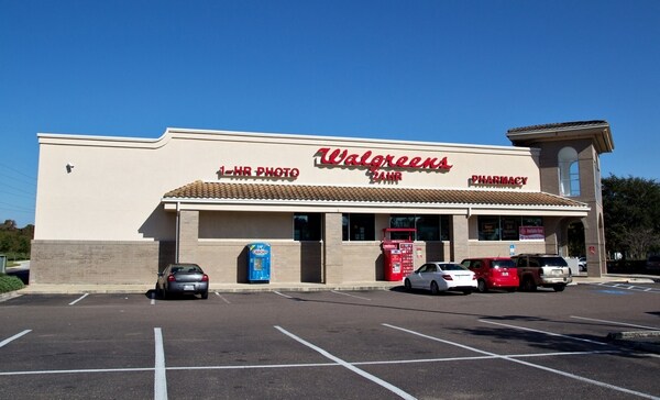 Walgreens Aims to Close About 200 US Stores