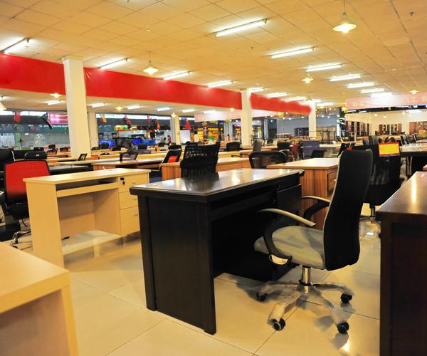 Work-From-Home Boom Is a Bust for Big Office Furniture Makers