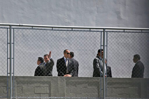 Guatemalan Protesters Demand Morales Reverse on Graft Body