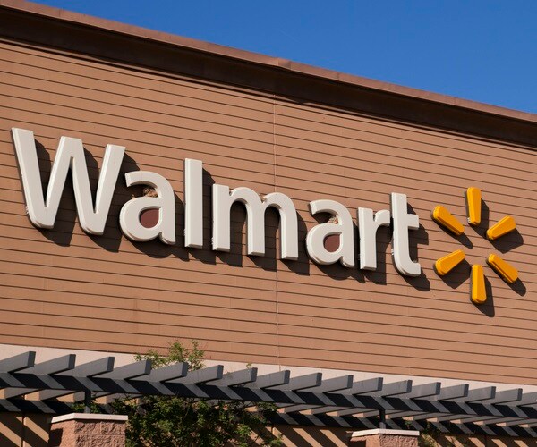 Walmart to Spend $428M More on Employee Bonuses, Close on Thanksgiving