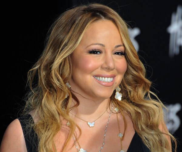 Mariah Carey Tells of Bipolar Disorder Battle