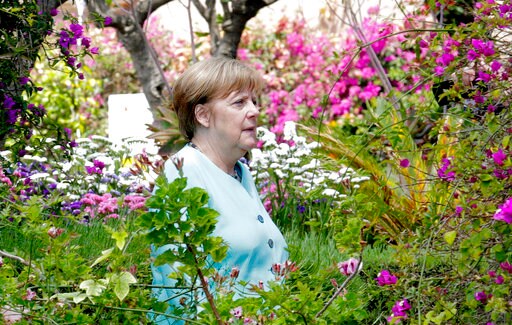 German Poll: Lead for Merkel's Conservative Bloc Widens