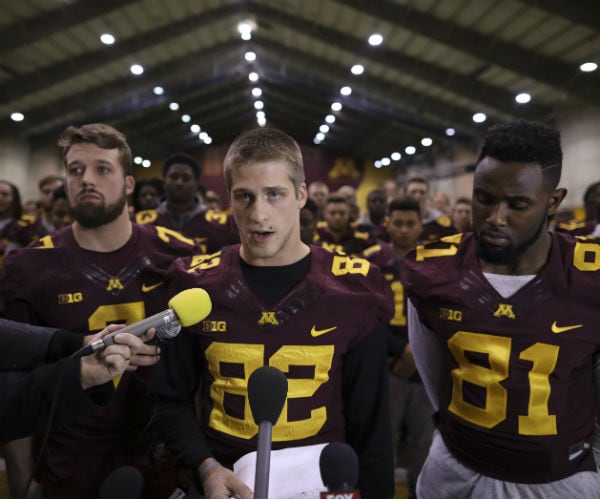Minnesota Football Team Will Play in Holiday Bowl
