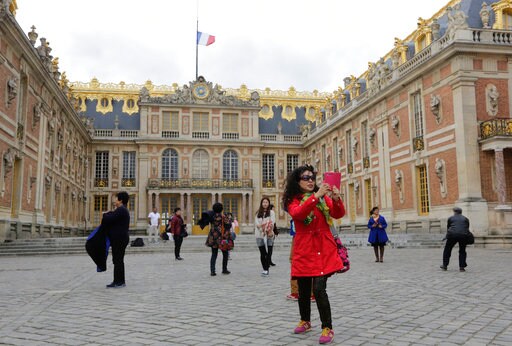 Versailles Palace and Orsay Museum Closed Due to a Strike