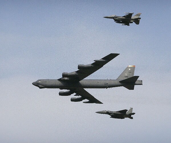 Defense One: Air Force Putting B-52s Back on 24-hour Alert