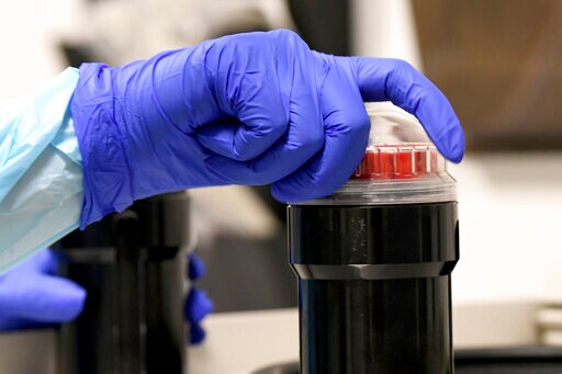 UK Stocks up on Vaccines, Hopes to Start Virus Shots in Days