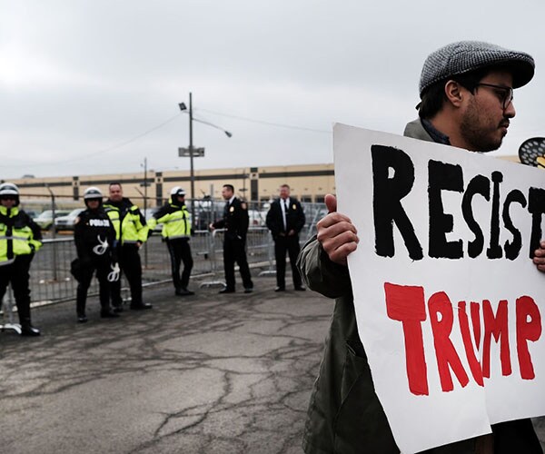 The Immigration Number That Ignores Citizens' Interests