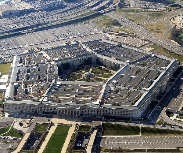 Pentagon Installs 2 Trump Allies on Defense Advisory Board