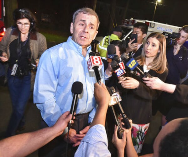 1 Body Found After 9 Officers Hurt in Explosion at Standoff