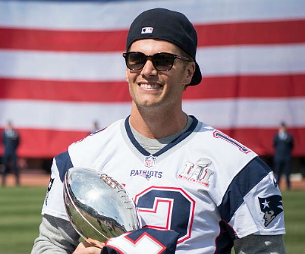 Tom Brady Will Skip WH Visit Over 'Personal Family Matters'