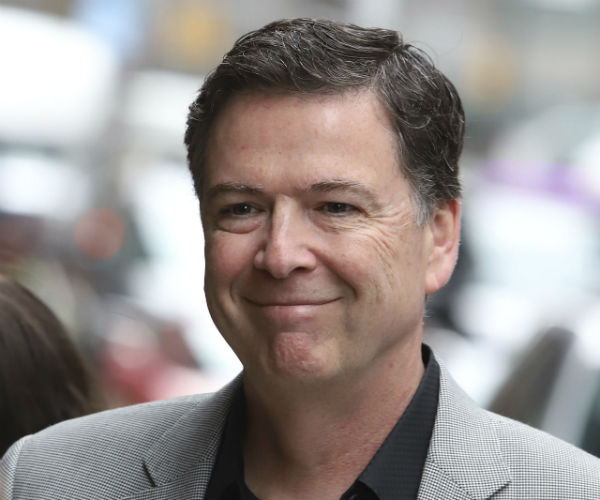 Comey Praises LeBron James for his Leadership