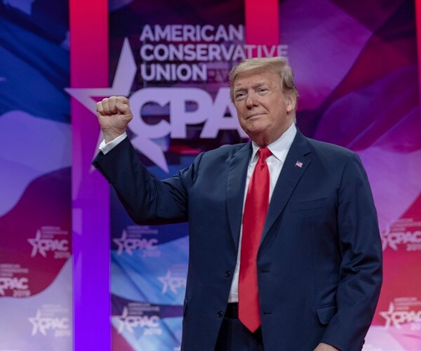 president donald trump speaks at cpac 2019