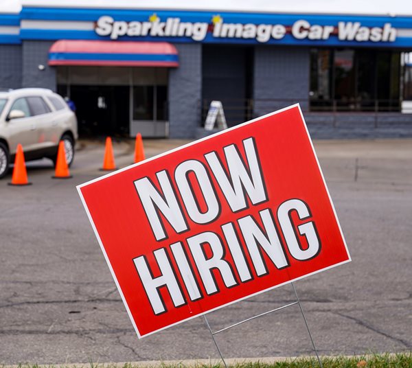 US Jobless Claims Hit a Pandemic low as Hiring Strengthens
