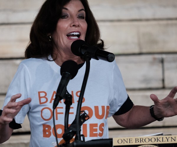 new york governor kathy hochul abortion 