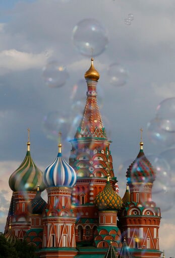 Russian Bots, Trolls Test Waters Ahead of US Midterms