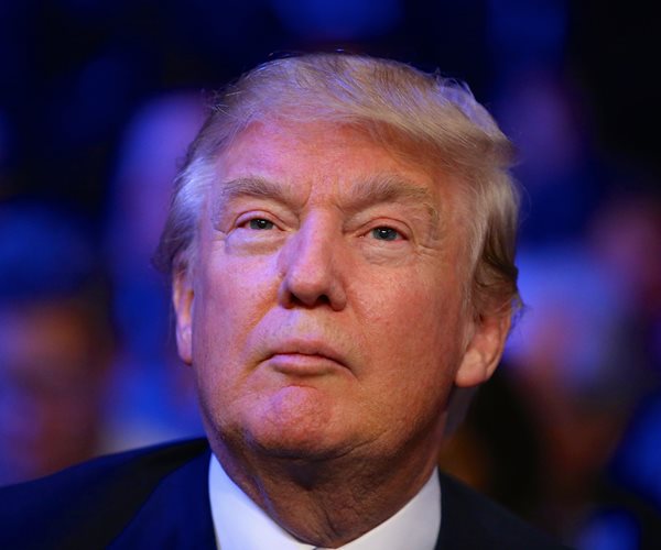 Trump Talks Money While Campaigning in South Carolina