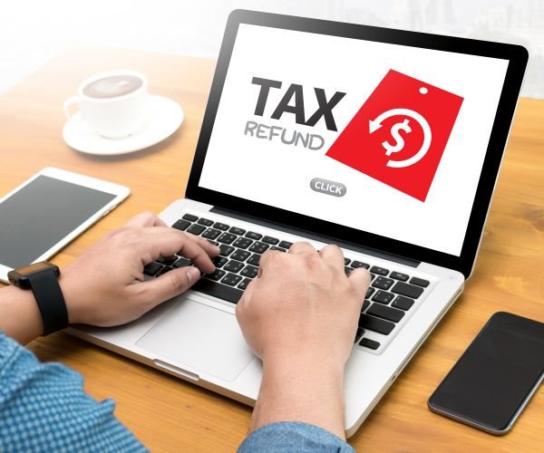 30% of Americans Use Tax Refunds to Make Ends Meet