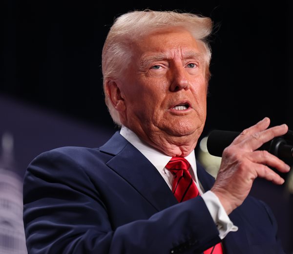 Trump Says Fed Failed to Stop Inflation