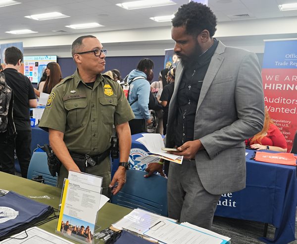 Rough Year for Jobs Reshapes Hiring, Pay & Confidence