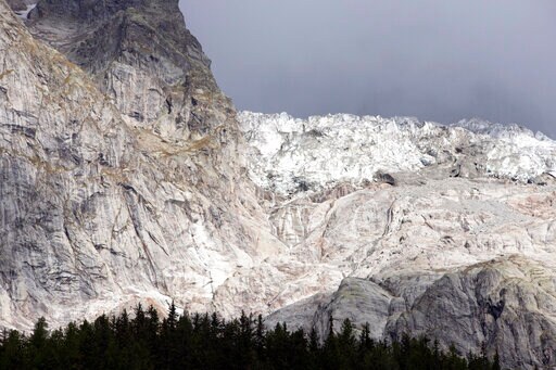 Radar Installed to Better Watch Unstable Mont Blanc Glacier
