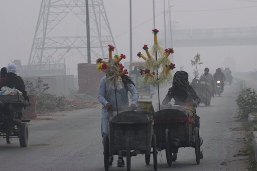 Toxic Heavy Smog in Eastern Pakistan Makes Tens of Thousands Sick