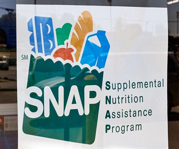 Walmart, Amazon Allow Food Stamps for NY Online Groceries