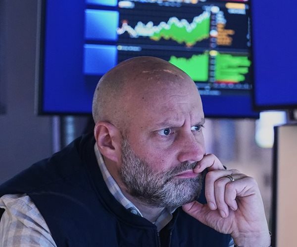 Stocks Slide as Investors Eye Earnings, Inflation, Warsh