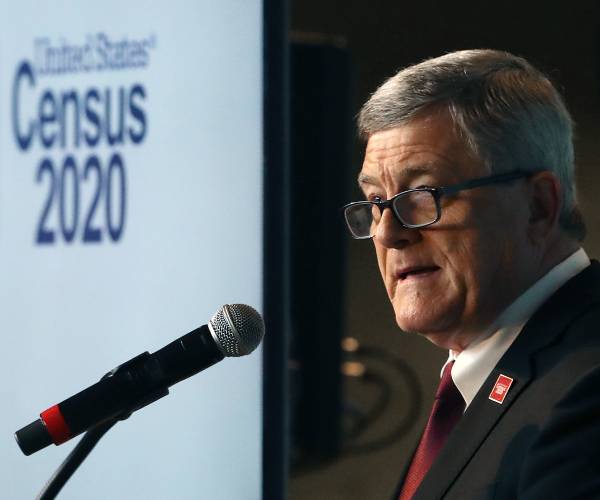 Shift to Digital Census Raises Fear of Iowa-Like Breakdown