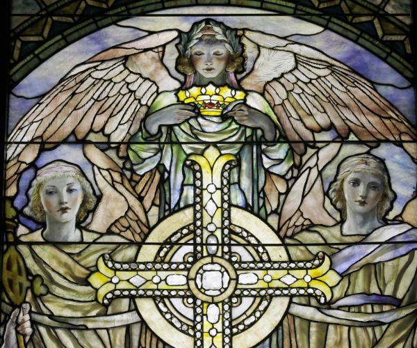 Poll: About 7 in 10 US Adults Believe in Angels