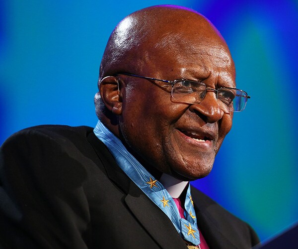 Nobel Winner Desmond Tutu Back in Hospital in South Africa