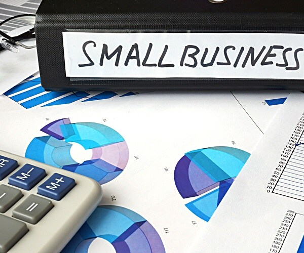 Small Firms Going Bust While Others Stay Afloat on Easy Cash