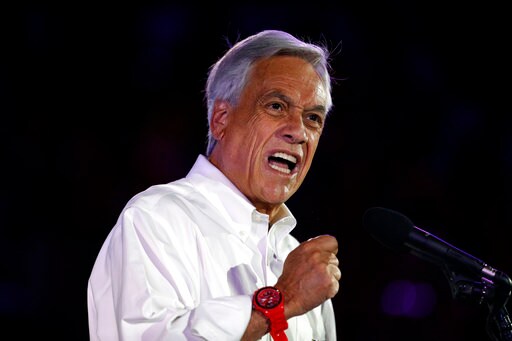 Ex-President Pinera Favored in Chile Vote, Runoff Likely