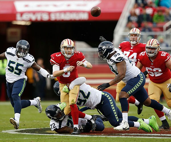 CJ Beathard Injury Cheered, 49ers Players Scold Fans