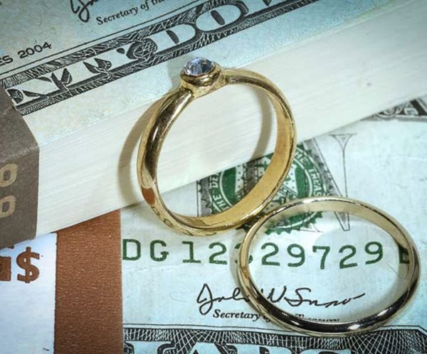 How Bread-Winning Women Are Driving Alimony Reform