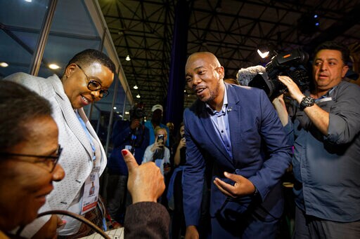 South Africa's Ruling ANC Cruising to Lead in National Vote