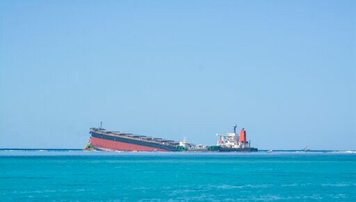 Grounded Ship Emptied of Oil, but Heavy Damage for Mauritius