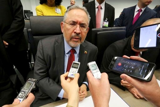 Jailed Former Venezuela Oil Minister Dies in State Custody