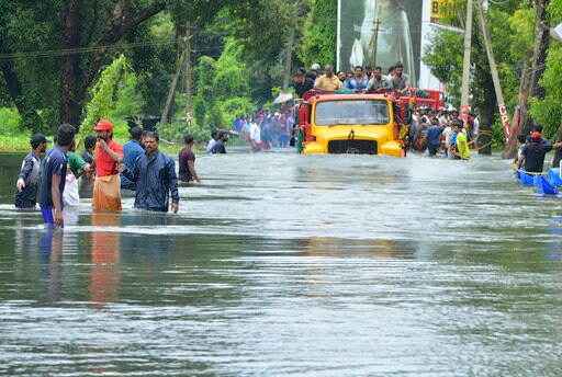 Trains Bring Drinking Water to Flooded Southern Indian State